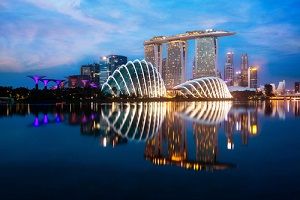 Example of tips to move to Singapore and the Philippines